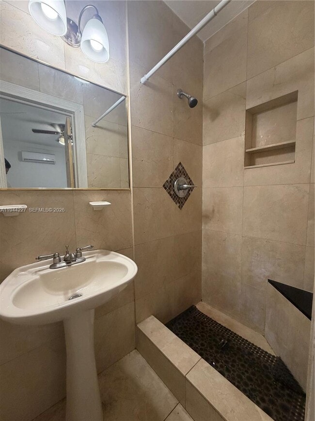 Photo - 6XXX Dawson St Unit C