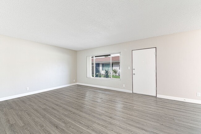 Photo - 147 S Magnolia Avenue