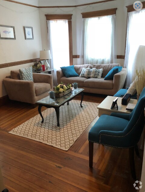 Building Photo - 4.0 bedroom in Somerville Massachusetts 02144 Unit U1 Rental