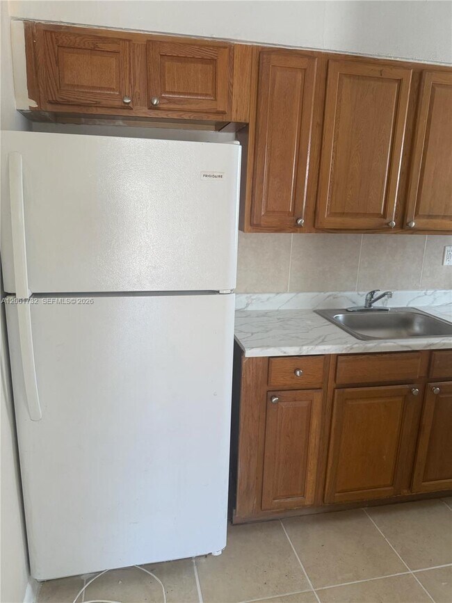 Photo - 621 SW 15th Ave Unit 1