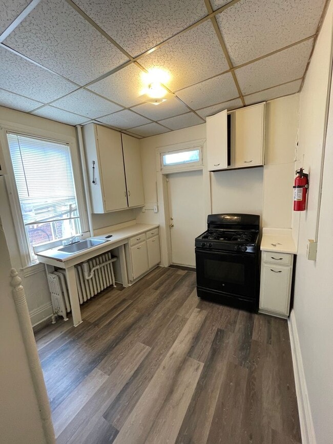 Photo - 643 Lincoln St Unidad 2nd Floor