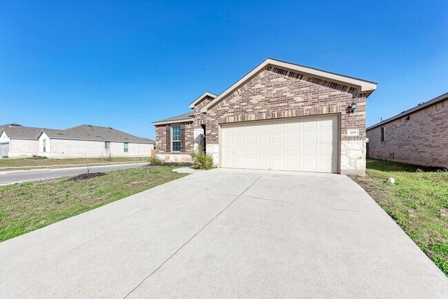 Photo - 201 Pivot Dr