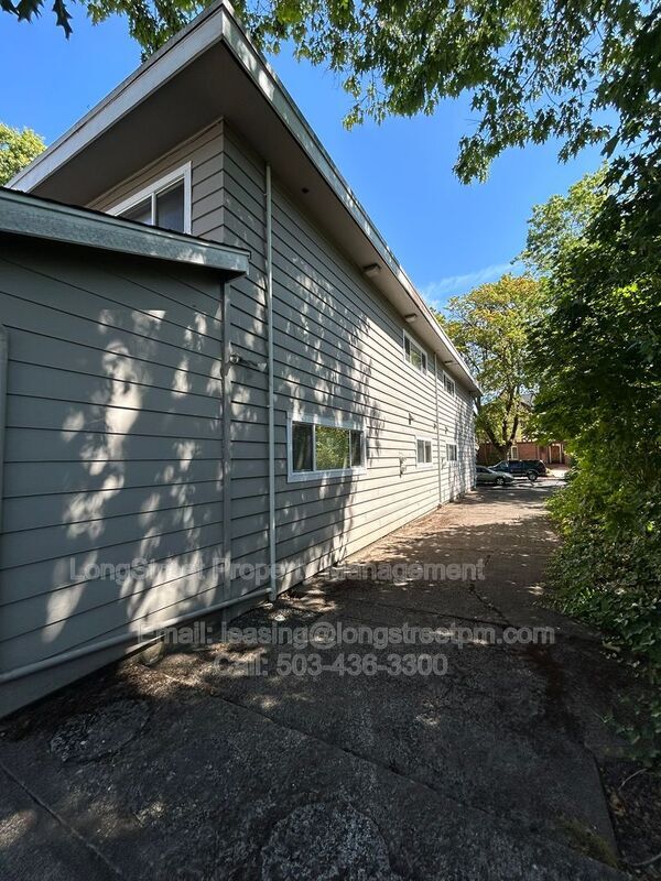 Photo - 2510 NW Van Buren Ave