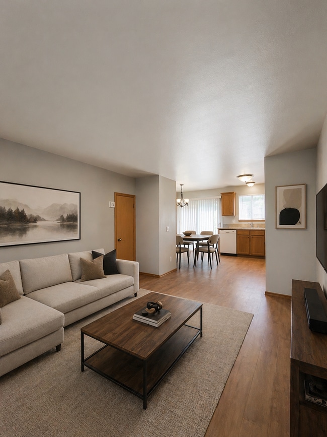 Building Photo - Hug3413(CWP) Unit B*