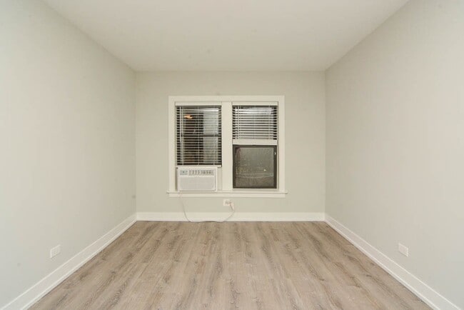 Photo - 735 W Brompton Ave Unit 83