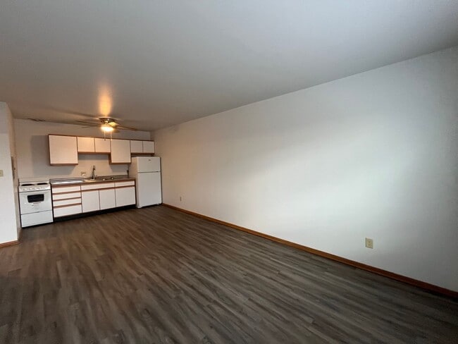 Pinehaven Apartments