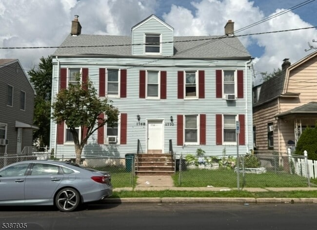 Building Photo - 1768 Lawrence St