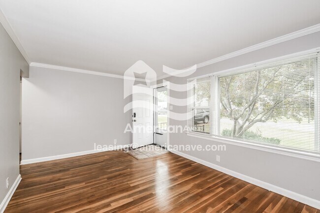 Photo - 1112 Bakewell Dr