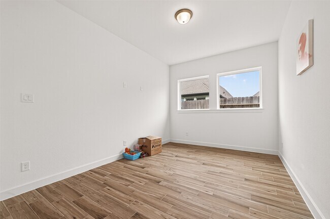 Building Photo - 15503 Salmon Springs Dr