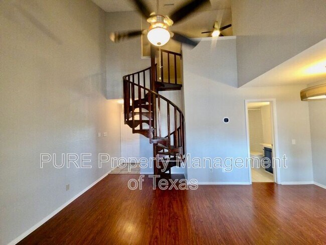 Photo - 2500 Burleson Rd Unit #521