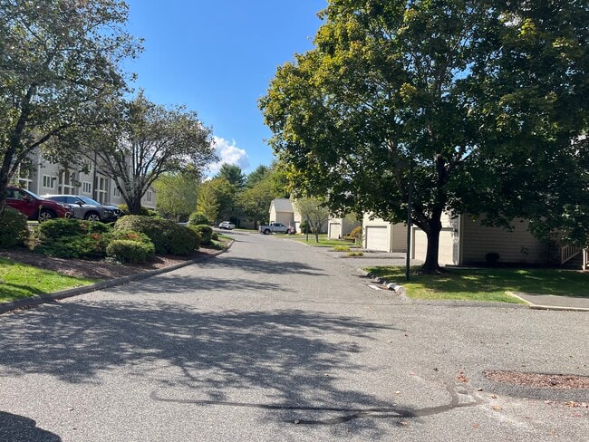 Photo - 12 Boulevard Dr