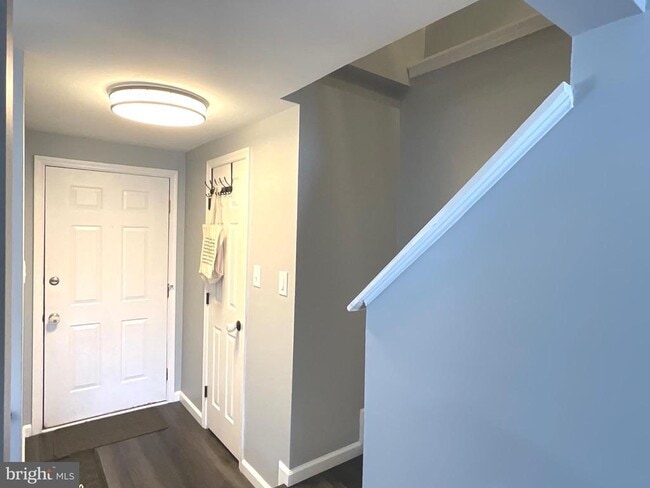 Photo - 9405 Chippenham Dr