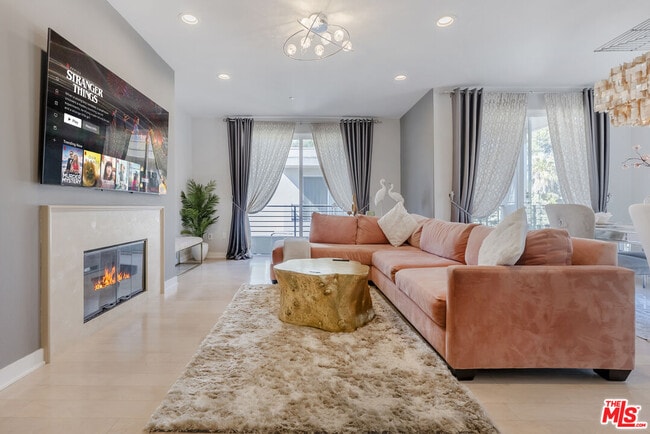 Photo - 11115 Acama St Unit 3