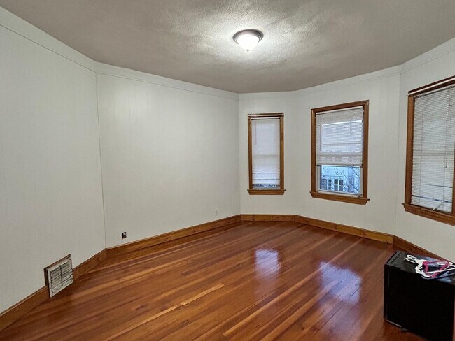 Photo - 44 Francis St Unit 2