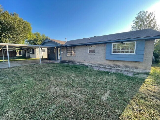 Photo - 1116 Harrington Dr