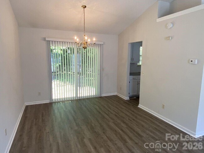 Photo - 3122 Periwinkle Ct