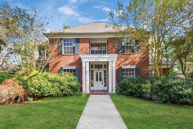 Photo - 15919 Lake Lodge Dr