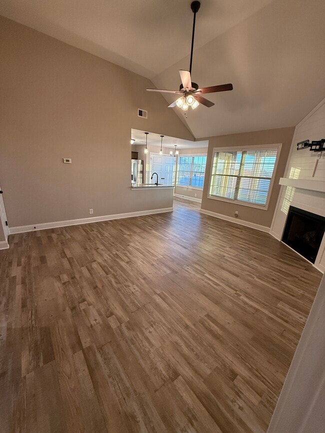 Photo - 1100 Cardinal Creek Dr