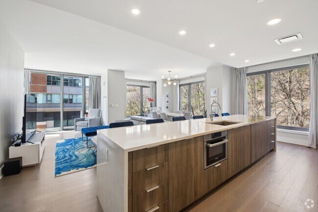 Building Photo - 9 Ave at Port Imperial Unit 424 Rental