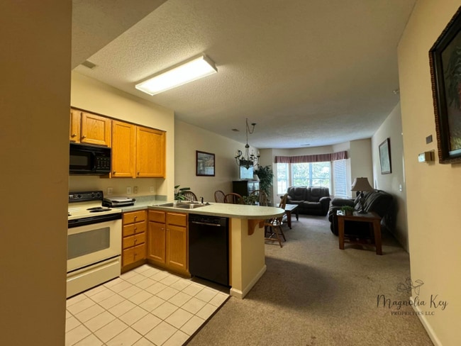 Photo - 4578 Girvan Dr Unit G