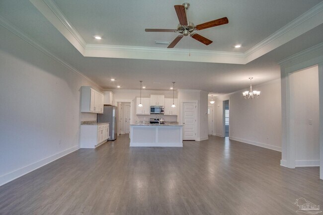 Photo - 713 Brambling Ct