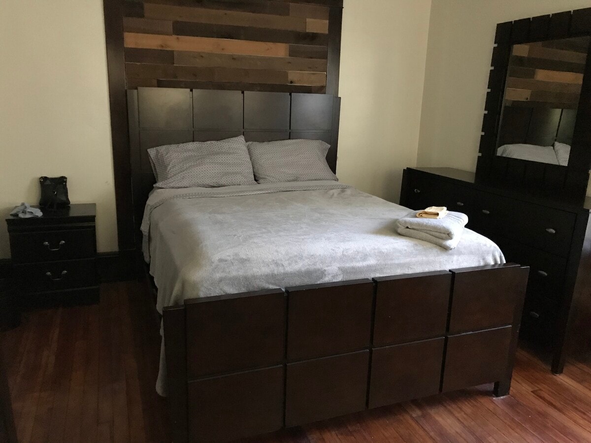 Photo - 11605 Beulah Ave