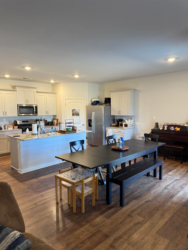 Photo - 7968 Hickory Meadow Rd