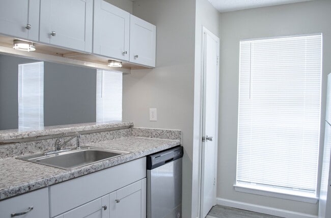 Photo - 2306 Fuzz Fairway Unidad A