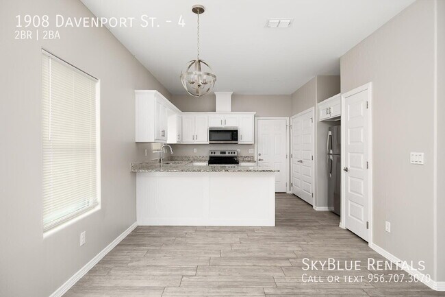 Photo - 1908 Davenport St Unit 4