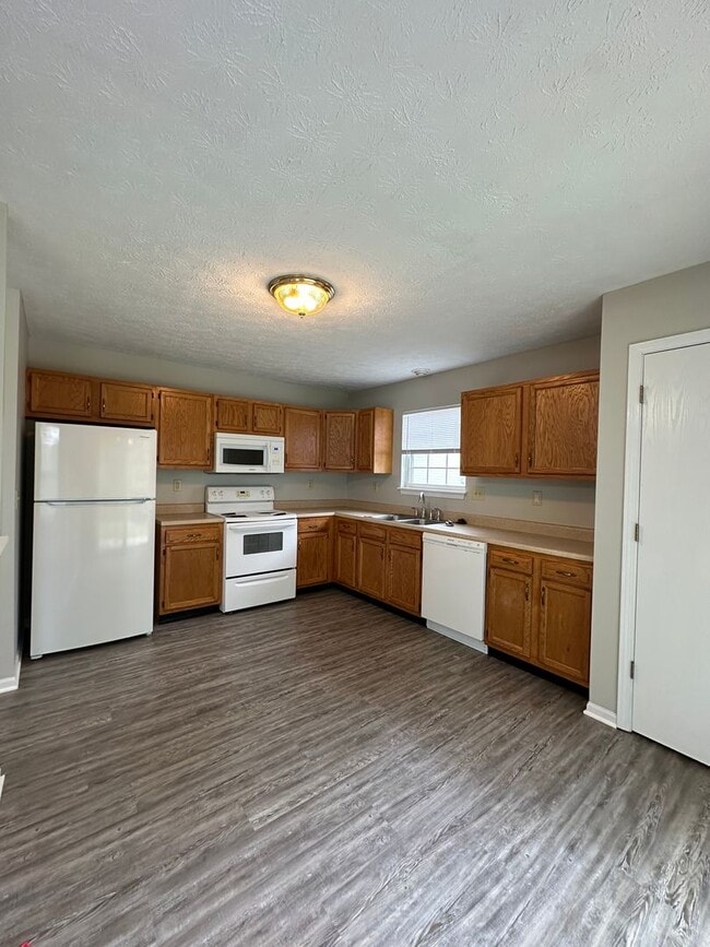1936 Halyard Ct