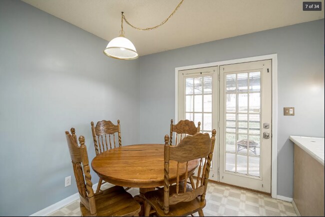 Photo - 1768 Butternut Dr