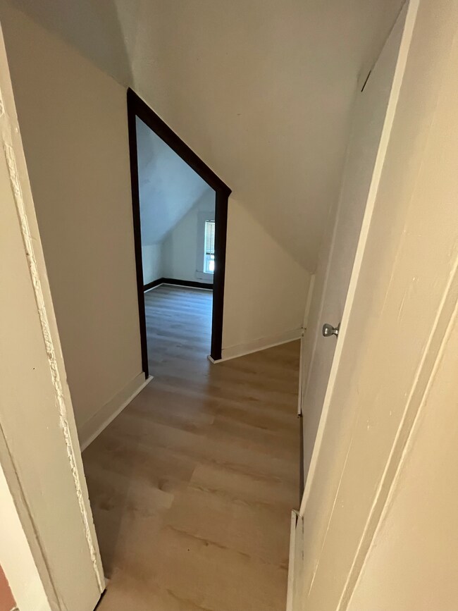 Photo - 149 Bowles St Unit 3