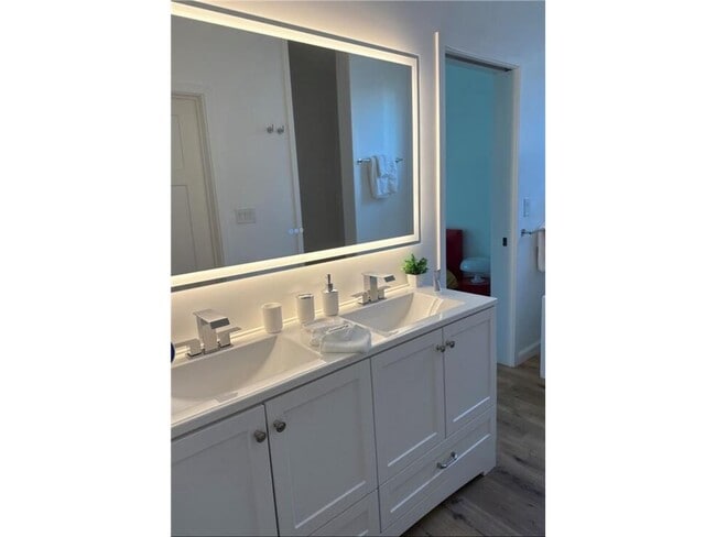 Photo - 1013 Gardner St