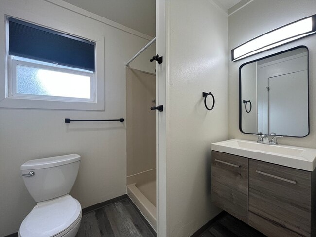 Photo - 2211 Spring St Unit B