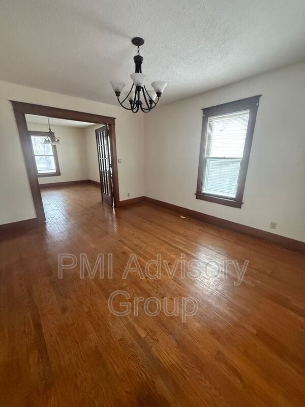 Photo - 734 SW Lindenwood Ave