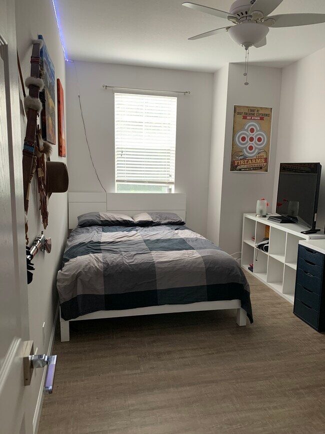 Photo - 1338 Grantham Dr