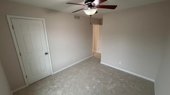 Photo - 809 Timbers Ct