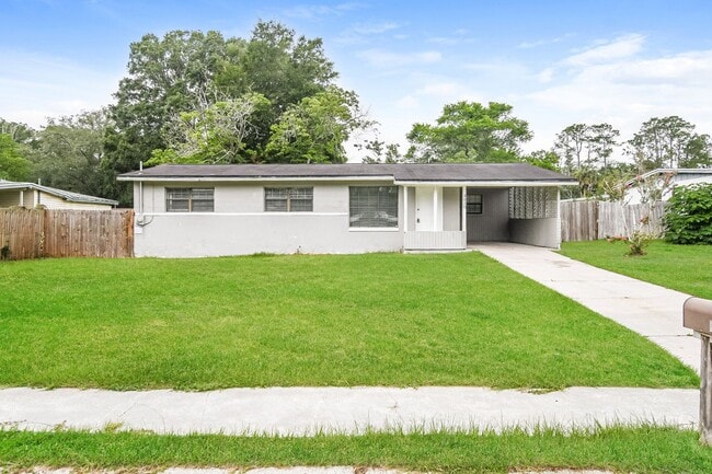 Building Photo - 3 BR/1BA | Newly Renovated Single Family Home | 1-Car Covered Parking | Large Back Porch!