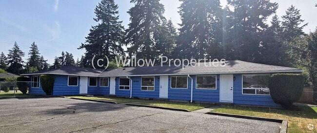 Building Photo - One Bedroom Newly Remodeled Rental