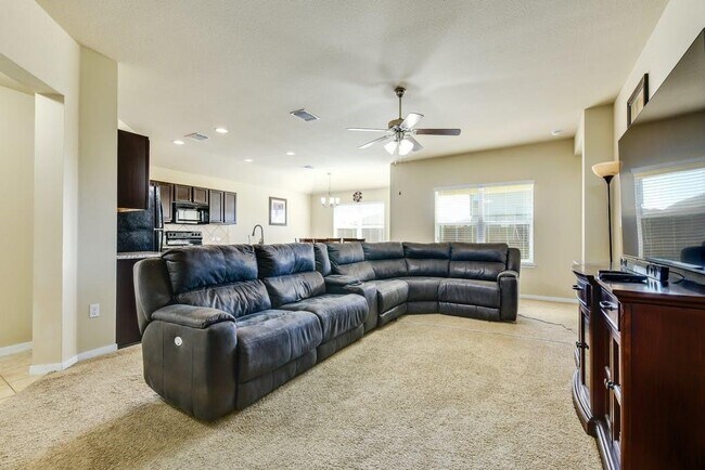 Photo - 100 Sulphur River Lp