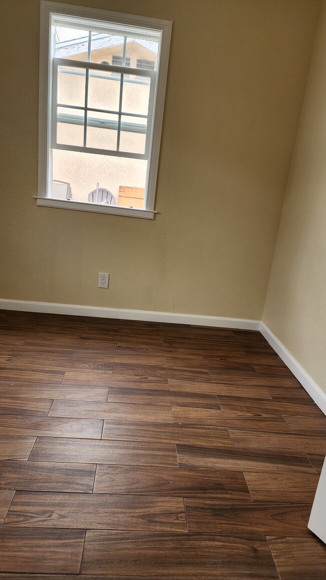 Photo - 2320 Cerritos Ave