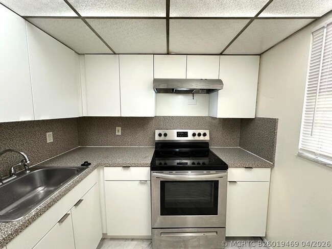 Photo - 15600 NW 7th Ave Unit 516
