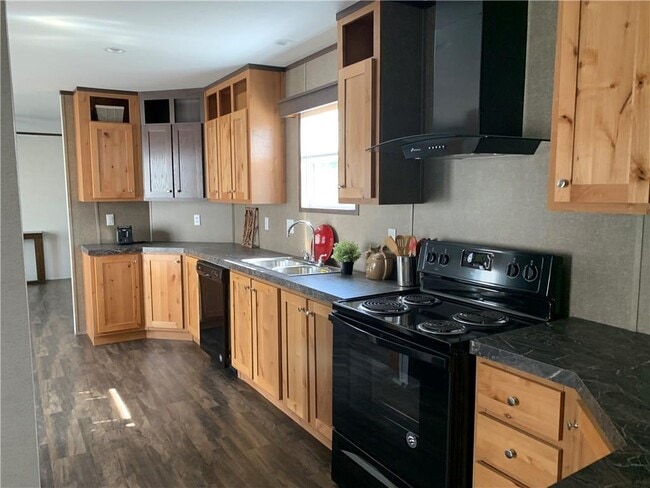 Photo - 200 China Gdn Ln