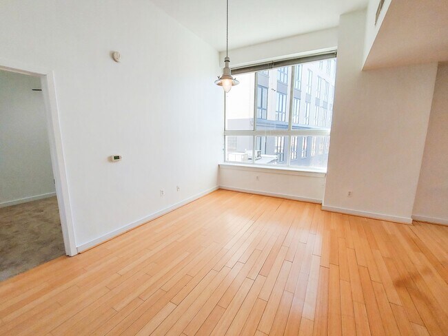 Photo - Modern and Bright 1 BR 1 BA in 16th St Heights