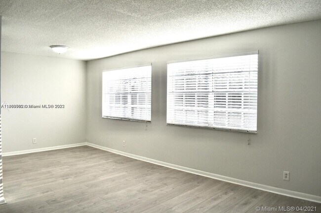 Photo - 8768 SW 3rd St