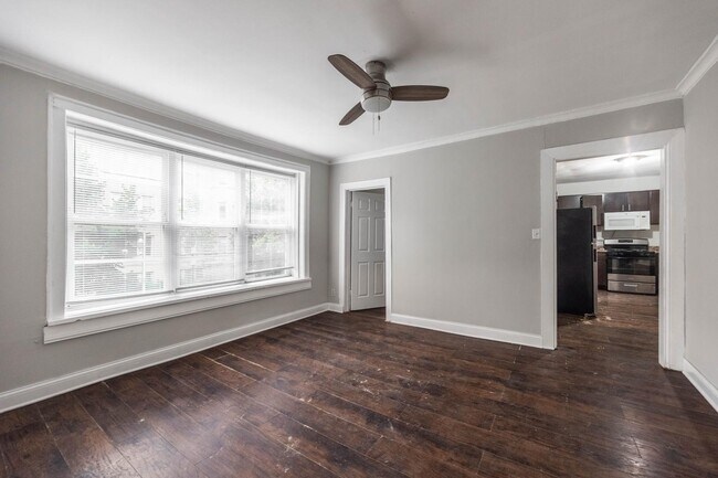 Photo - 6300 N Oakley Ave Unit 2