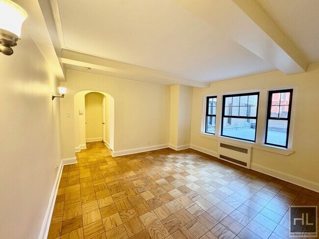 Photo - Christopher Street Unidad 4K