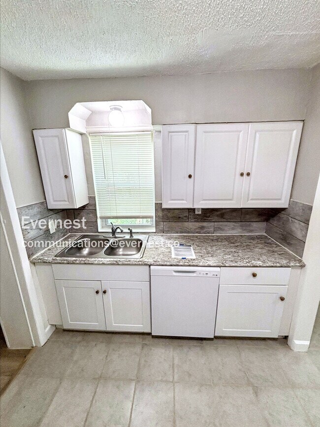 Photo - 10197 Green Valley Dr