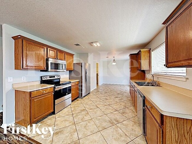 Photo - 8308 Cutter Hill Ave