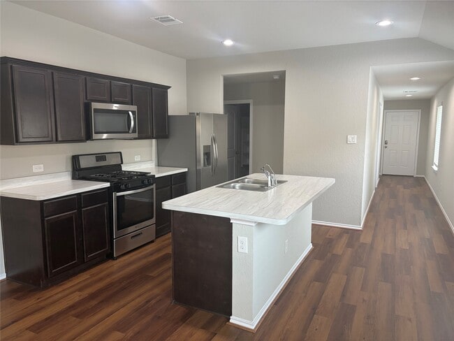 Building Photo - 16817 Lonely Pines Dr